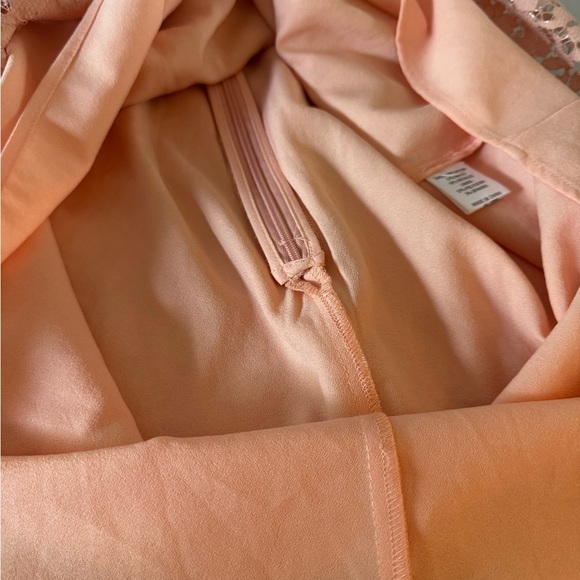 NWT Strapless Lace Dress in Pink NBD brand - US M - Picture 6 of 11